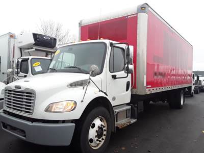 Freightliner M2 106 26 ft Box Truck - 240HP, 6 Speed Automatic, Roll up Door