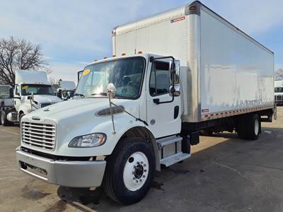 Freightliner M2 106 26 ft Box Truck - 260HP, 6 Speed Automatic, Roll up Door, Liftgate