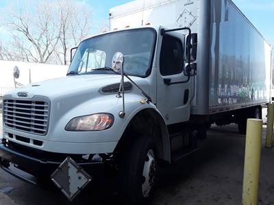 Freightliner M2 106 26 ft Box Truck - 270HP, 6 Speed Manual, Roll up Door, Liftgate