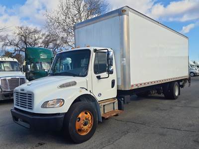 Freightliner M2 106 26 ft Box Truck - 280HP, 9 Speed Automatic, Roll up Door, Liftgate