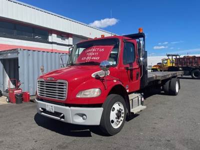 Freightliner M2 106 22 ft Box Truck - 250HP, 6 Speed Automatic