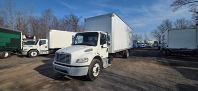 Freightliner M2 106 26 ft Box Truck - 240HP, 9 Speed Automatic, Roll up Door, Liftgate