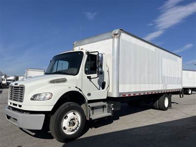Freightliner M2 106 26 ft Box Truck - 270HP, 6 Speed Automatic, Roll up Door, Liftgate