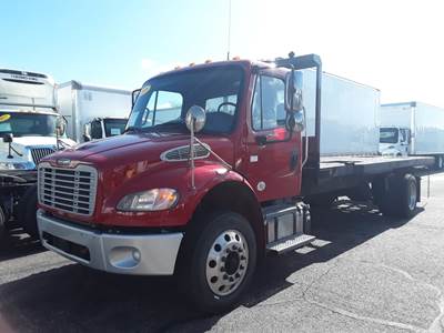 Freightliner M2 106 Box Truck - 300HP, 6 Speed Automatic