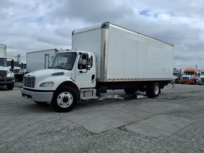 Freightliner M2 106 26 ft Box Truck - 280HP, 9 Speed Automatic, Roll up Door, Liftgate