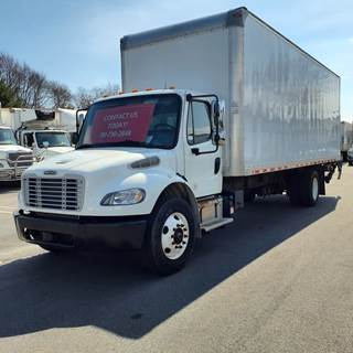 Freightliner M2 106 26 ft Box Truck - 240HP, 9 Speed Automatic, Roll up Door, Liftgate