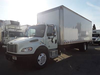 Freightliner M2 106 26 ft Box Truck - 240HP, 9 Speed Automatic, Roll up Door, Liftgate