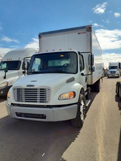 Freightliner M2 106 26 ft Box Truck - 240HP, 6 Speed Automatic, Roll up Door, Liftgate