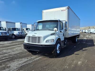 Freightliner M2 106 26 ft Box Truck - 240HP, 6 Speed Automatic, Roll up Door, Liftgate