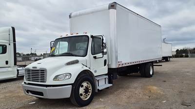 Freightliner M2 106 26 ft Box Truck - 240HP, 7 Speed Automatic, Roll up Door