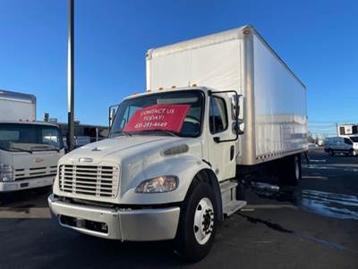 Freightliner M2 106 26 ft Box Truck - 280HP, 9 Speed Automatic, Roll up Door, Liftgate