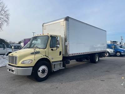 Freightliner M2 106 26 ft Box Truck - 260HP, 6 Speed Automatic, Roll up Door, Liftgate
