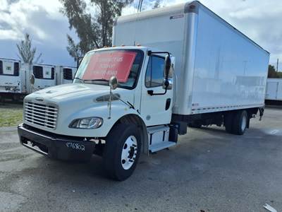 Freightliner M2 106 26 ft Box Truck - 230HP, 6 Speed Automatic, Roll up Door, Liftgate