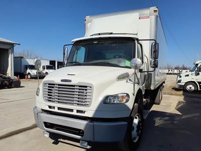 Freightliner M2 106 26 ft Box Truck - 270HP, 9 Speed Manual, Roll up Door, Liftgate