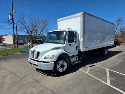 Freightliner M2 106 24 ft Box Truck - 240HP, 5 Speed Automatic, Roll up Door