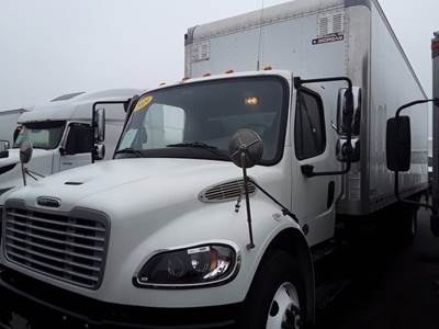 Freightliner M2 106 26 ft Box Truck - 240HP, 6 Speed Automatic, Roll up Door, Liftgate