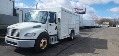 Freightliner M2 106 22 ft Box Truck - 240HP, 6 Speed Automatic