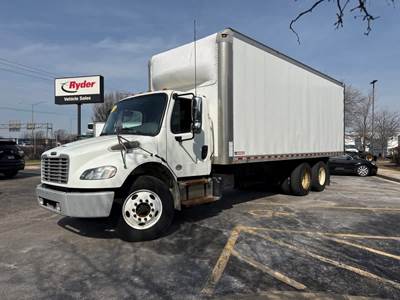 Freightliner M2 106 24 ft Box Truck - 300HP, 6 Speed Automatic, Roll up Door