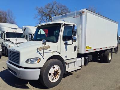 Freightliner M2 106 18 ft Box Truck - 280HP, 5 Speed Automatic, Roll up Door