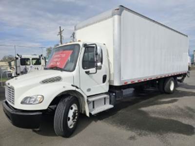 Freightliner M2 106 26 ft Box Truck - 240HP, 6 Speed Automatic, Roll up Door, Liftgate