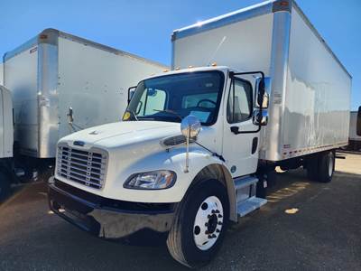 Freightliner M2 106 26 ft Box Truck - 240HP, 6 Speed Automatic, Roll up Door