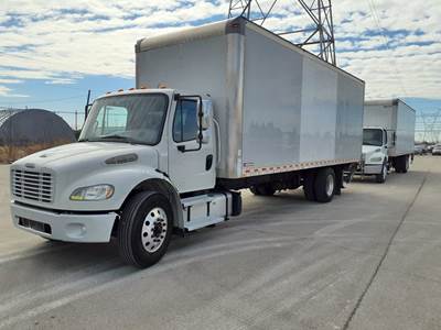 Freightliner M2 106 26 ft Box Truck - 240HP, 6 Speed Automatic, Roll up Door, Liftgate