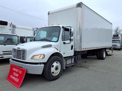 Freightliner M2 106 26 ft Box Truck - 240HP, 6 Speed Automatic, Roll up Door, Liftgate