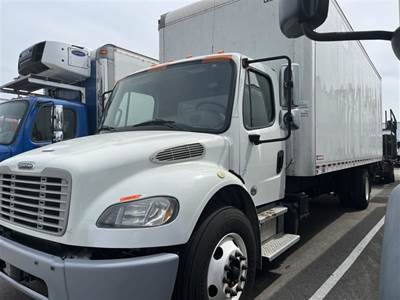 Freightliner M2 106 26 ft Box Truck - 240HP, 9 Speed Automatic, Roll up Door, Liftgate