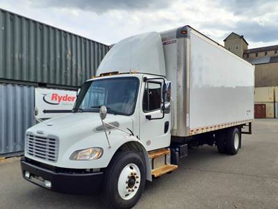 Freightliner M2 106 22 ft Box Truck - 260HP, 6 Speed Automatic, Swing Door