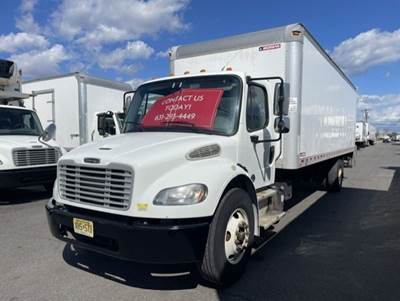 Freightliner M2 106 26 ft Box Truck - 240HP, 9 Speed Automatic, Roll up Door, Liftgate