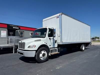 Freightliner M2 106 26 ft Box Truck - 240HP, 9 Speed Automatic, Roll up Door, Liftgate