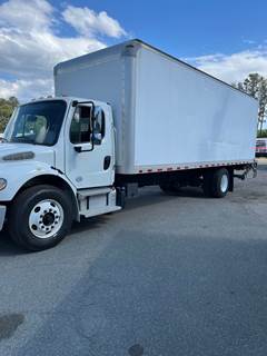 Freightliner M2 106 26 ft Box Truck - 230HP, 9 Speed Automatic, Roll up Door, Liftgate