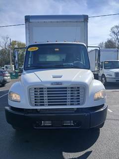 Freightliner M2 106 26 ft Box Truck - 240HP, 9 Speed Automatic, Roll up Door, Liftgate