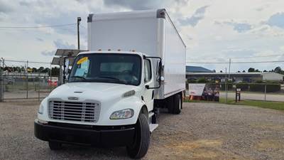 Freightliner M2 106 26 ft Box Truck - 280HP, 9 Speed Automatic, Roll up Door, Liftgate