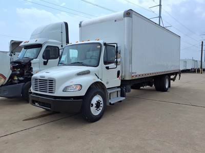 Freightliner M2 106 26 ft Box Truck - 240HP, 9 Speed Automatic, Roll up Door, Liftgate