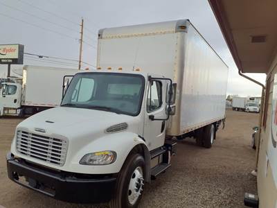 Freightliner M2 106 26 ft Box Truck - 240HP, 9 Speed Automatic, Roll up Door, Liftgate