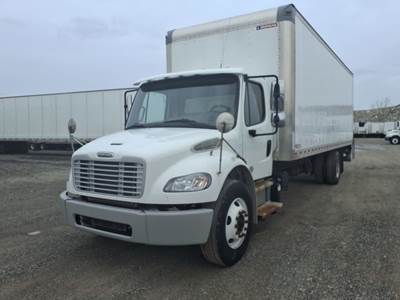 Freightliner M2 106 26 ft Box Truck - 240HP, 6 Speed Automatic, Roll up Door, Liftgate