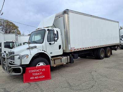 Freightliner M2 106 28 ft Box Truck - 270HP, 6 Speed Automatic, Roll up Door, Liftgate