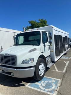 Freightliner M2 106 24 ft Box Truck - 240HP, 9 Speed Automatic