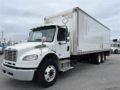 Freightliner M2 106 28 ft Box Truck - 270HP, 6 Speed Automatic, Roll up Door, Liftgate