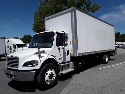Freightliner M2 106 26 ft Box Truck - 240HP, 6 Speed Automatic, Roll up Door, Liftgate