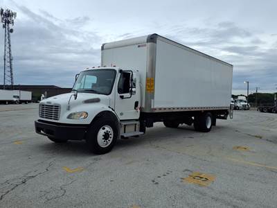 Freightliner M2 106 26 ft Box Truck - 240HP, 6 Speed Automatic, Roll up Door, Liftgate