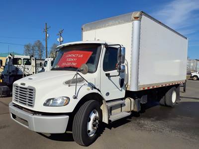 Freightliner M2 106 18 ft Box Truck - 325HP, 6 Speed Automatic, Roll up Door