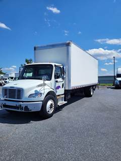 Freightliner M2 106 26 ft Box Truck - 280HP, 6 Speed Automatic, Roll up Door, Liftgate