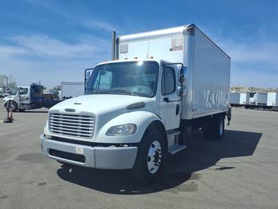 Freightliner M2 106 18 ft Box Truck - 280HP, 6 Speed Automatic, Roll up Door, Liftgate