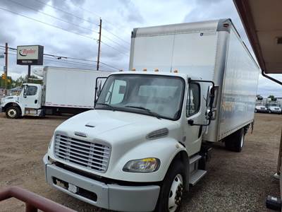 Freightliner M2 106 26 ft Box Truck - 240HP, 9 Speed Automatic, Roll up Door, Liftgate