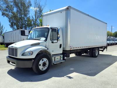 Freightliner M2 106 26 ft Box Truck - 240HP, 9 Speed Automatic, Roll up Door, Liftgate