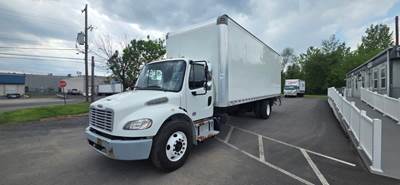 Freightliner M2 106 26 ft Box Truck - 240HP, 9 Speed Automatic, Roll up Door, Liftgate