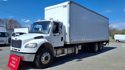 Freightliner M2 106 28 ft Box Truck - 330HP, 6 Speed Automatic, Roll up Door, Liftgate