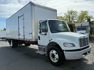 Freightliner M2 106 26 ft Box Truck - 280HP, 9 Speed Automatic, Roll up Door, Liftgate